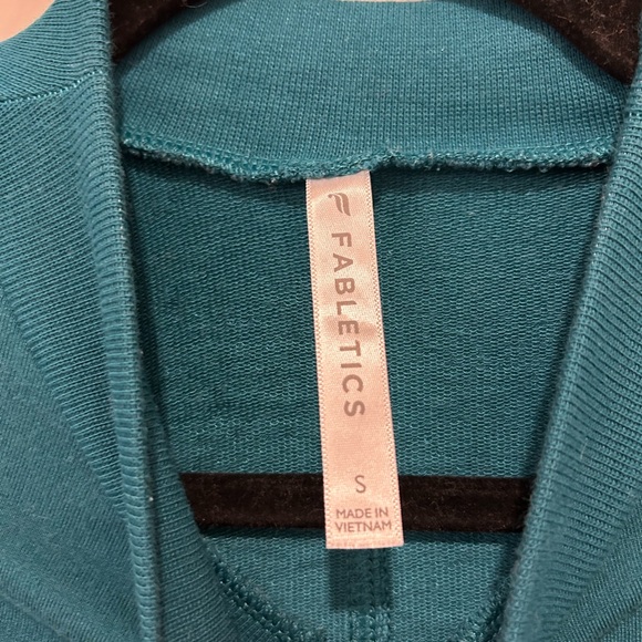 Teal Oversized Women's Top fabletics - Picture 5 of 5